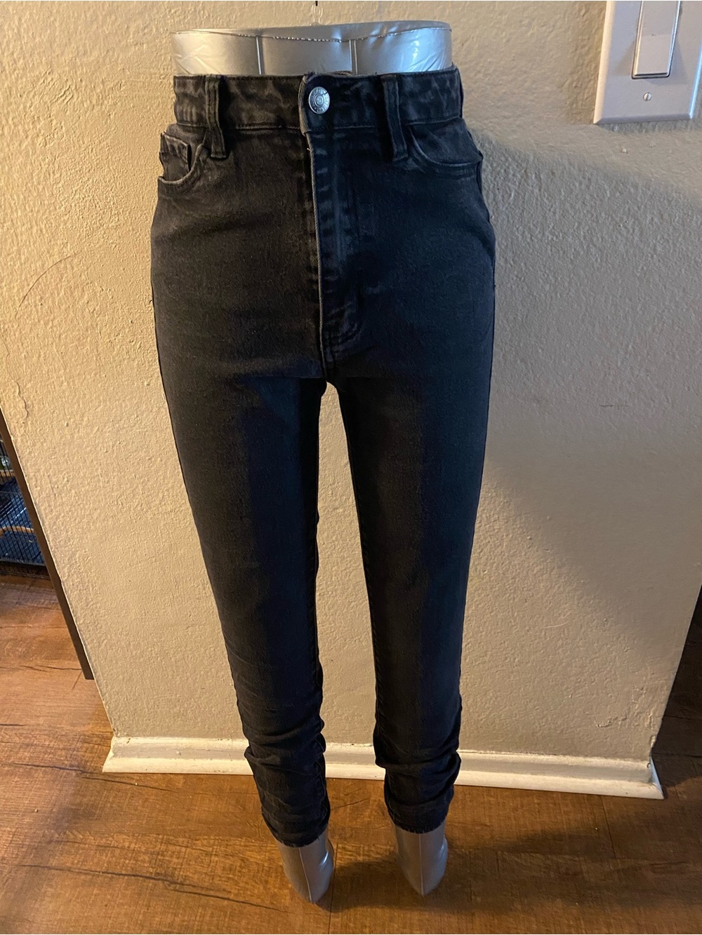 Forever 21 High-Rise Black Women's Jeans